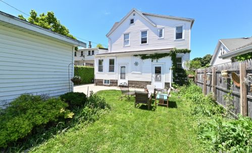 212 70, Milwaukee WI 53223-2114 exterior