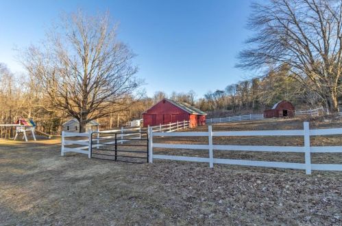 93 Oliver Rd, Exeter CT 06249-1618 exterior