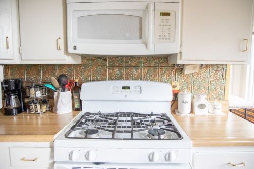 134 Buckingham St, Springfield MA 01109-3928 exterior