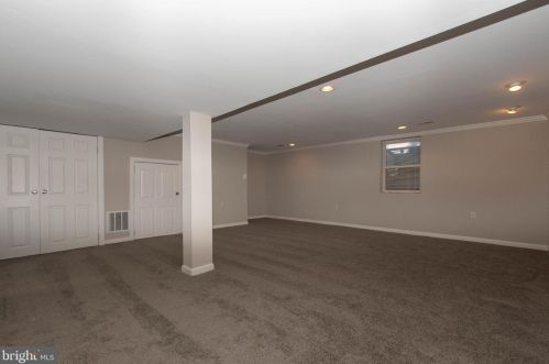 439 Ingram Ct, Glen Burnie MD 21061-6126 exterior