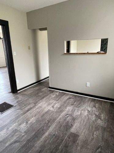 1960 Perrysville Ave, Pittsburgh PA  15214-3844 exterior