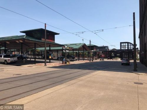 270 4th St, Saint Paul MN  55101-1402 exterior