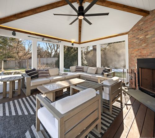 113 North Ave, Westport CT  06880-2727 exterior