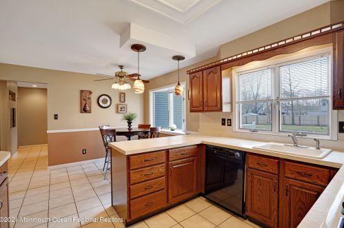 138 Lancaster Rd, East Freehold NJ 07728-3177 exterior