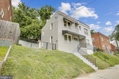 526 48th Pl, Washington DC  20019-4701 exterior