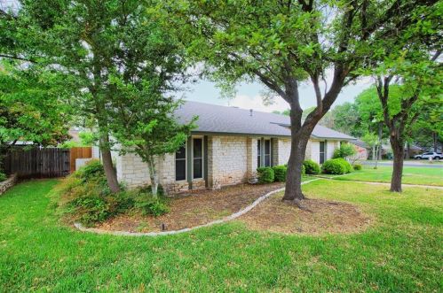 7300 Danwood Dr, Austin TX 78759-3755 exterior