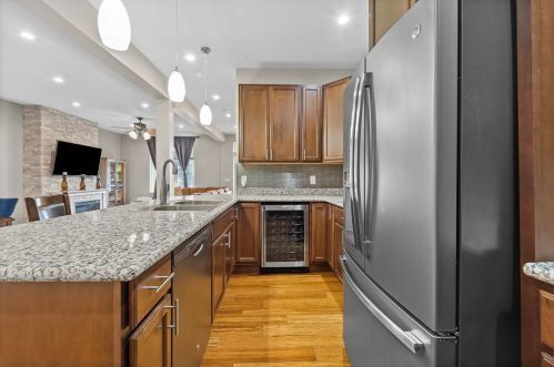 603 Saint Clair St, Pittsburgh PA 15206-3614 exterior