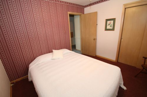 2474 94, Milwaukee WI 53224-5238 exterior