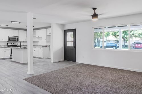 3426 Elm St, Phoenix AZ 85033-1039 exterior