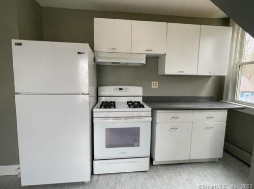 103 Reynolds St, Killingly CT 06239-2951 exterior