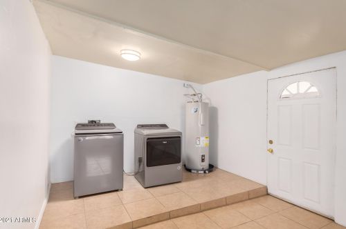 2638 47 Dr, Phoenix AZ 85031-1407 exterior