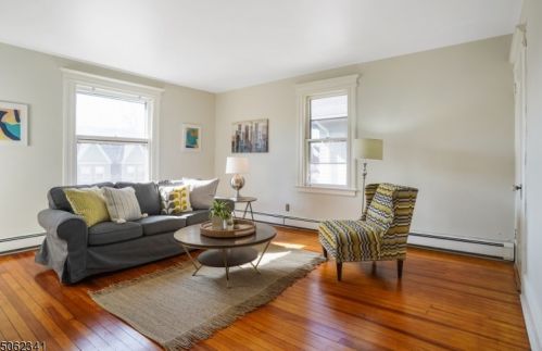 30 Cloverhill Pl, Montclair NJ 07042-4818 exterior