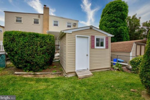 4 Lawnton Ter, Manor PA 19036-1110 exterior