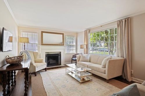 1825 Colland Dr, Atlanta GA  30318-2603 exterior