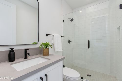 4007 34th St, Phoenix AZ  85040-1820 exterior