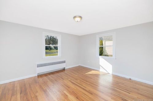 42 Lepage Rd, Windsor CT  06095-4443 exterior