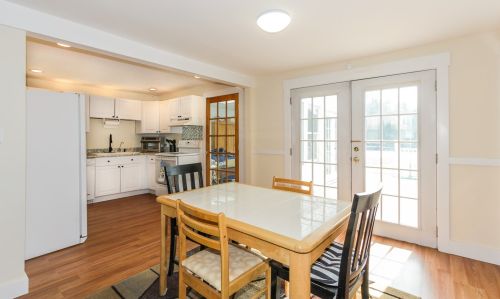 4 Westville Rd, Plaistow NH exterior