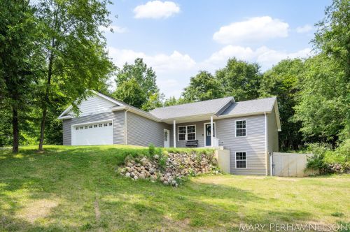 3429 113th Ave, Allegan MI  49010-8301 exterior