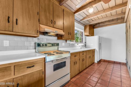 4316 3rd Ave, Phoenix AZ  85013-2913 exterior