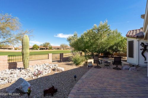 1094 Night Heron Dr, Green Valley AZ 85614-6016 exterior