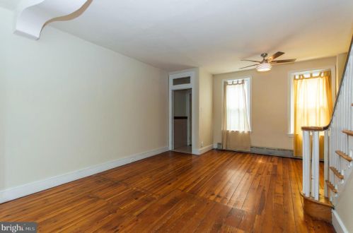 139 Allen St, Philadelphia PA  19125-4101 exterior