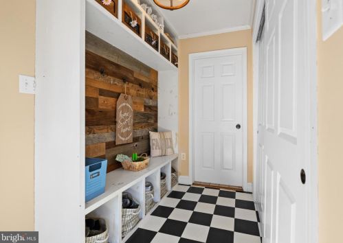 2395 Ml Hl Rd, Quakertown PA 18951-3904 exterior