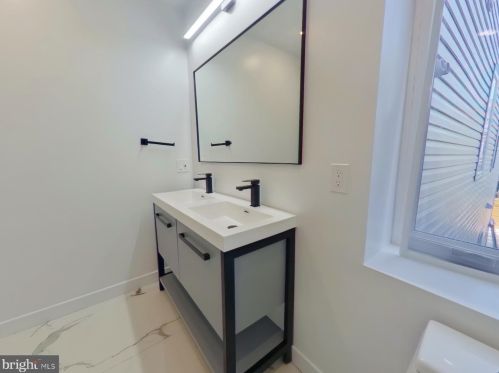 1614 Ellsworth St, Philadelphia PA  19146-3010 exterior