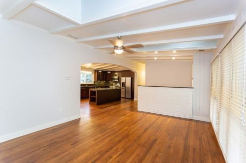 1406 Brk Vly Ln, Atlanta GA 30324-3264 exterior