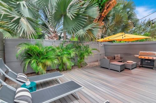 3109 Empedrado St, Tampa FL 33629-7108 exterior