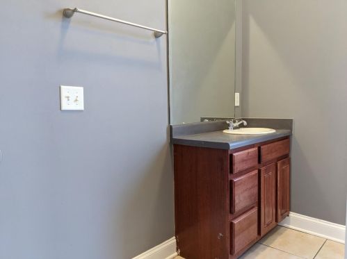 2923 Chippewa St, Saint Louis MO 63118-3639 exterior