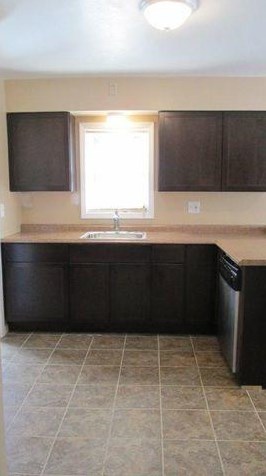 5175 67, Milwaukee WI 53218-4045 exterior