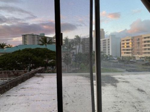 2888 Ala Ilima St, Honolulu HI 96818-5220 exterior