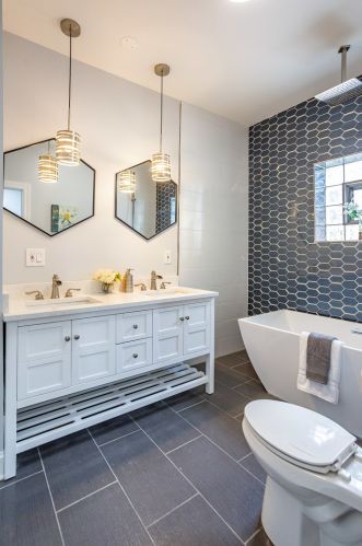 6756 Prairie Ave, Chicago IL  60637-4033 exterior