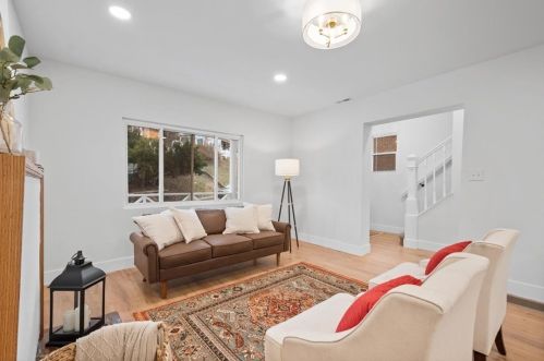 135 Bascom Ave, Pittsburgh PA  15214-1505 exterior