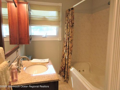 13 Andover Rd, Jackson Twp NJ 08527-1375 exterior