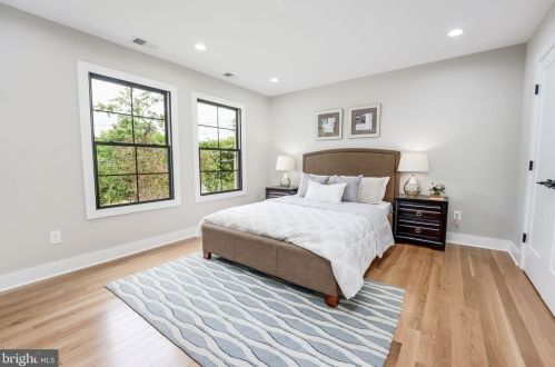 1505 Crestwood Dr, Alexandria VA  22302-2303 exterior