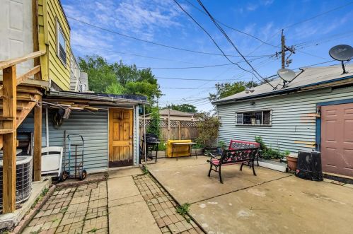 1817 Lawndale Ave, Chicago IL  60647-8350 exterior