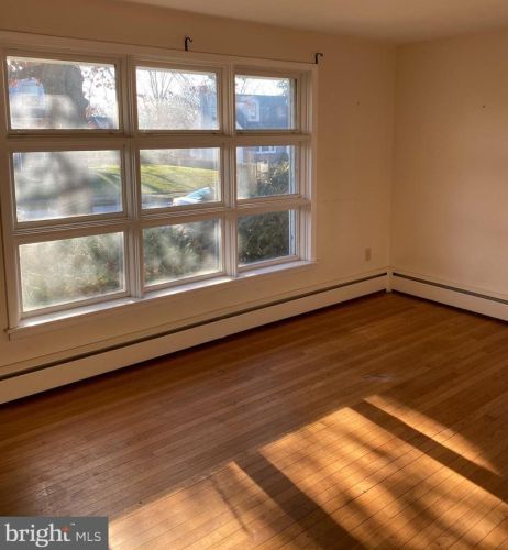 33 9th St, Pottstown PA 19464-5240 exterior