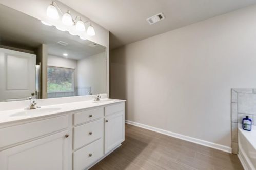 4954 Lower Elm St, Atlanta GA 30349-1688 exterior