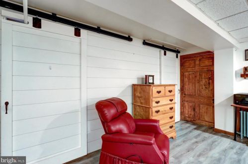 2013 Marietta Ave, Lancaster PA 17603-2205 exterior