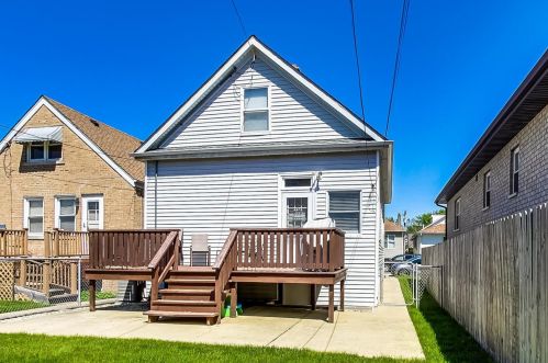 3436 Neenah Ave, Chicago IL 60638-1209 exterior