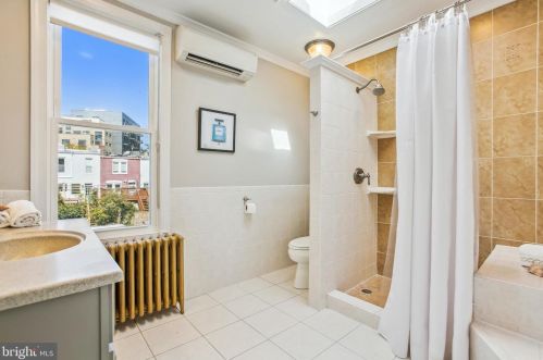 1420 K St, Washington DC 20003-3234 exterior