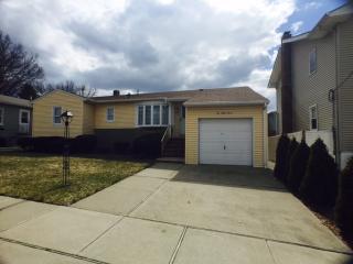 267 Grace Ave, Secaucus, NJ 07094-3724