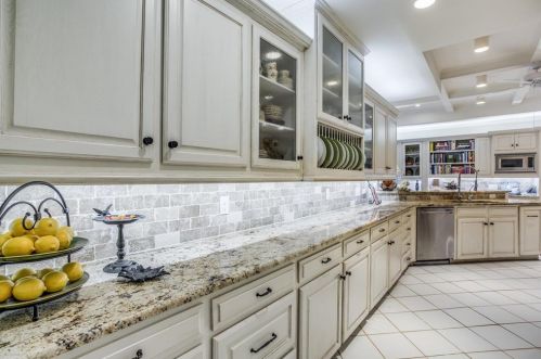 12524 Degas Ln, Dallas TX 75230-1752 exterior