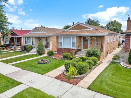 8351 Kostner Ave, Chicago, IL 60652-3101