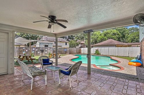 5607 Kiowa Timbers Dr, Humble TX 77346-1929 exterior