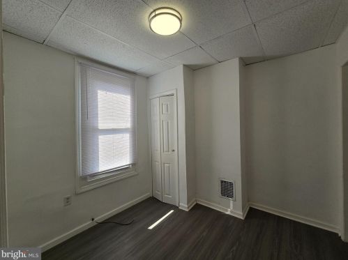 2602 Marshall St, Philadelphia PA 19148-4612 exterior