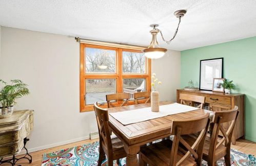 1439 Minnesota Ave, Duluth MN 55802-2429 exterior