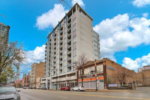 1819 Michigan Ave, Chicago IL 60616-4638 exterior