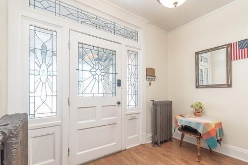 2925 Belrose Ave, Pittsburgh, PA 15216-2014